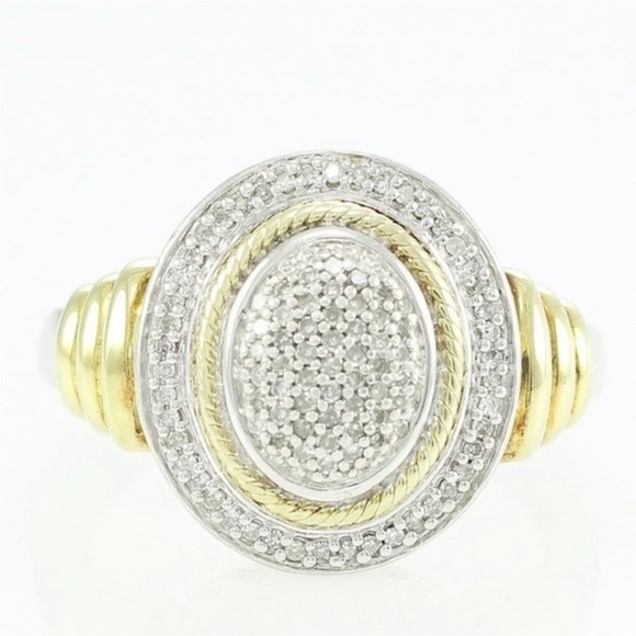 Diamond White JWBR is18 karet gold over SS. Highlight
Diamond. Encrusted cluster - Picture 2 of 6